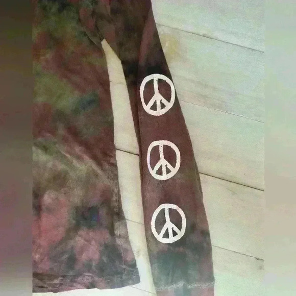 Aeropostale Tie Dye Optimist Peace Sign Long Sleeve Graphics Tshirt Size Small - Picture 3 of 4